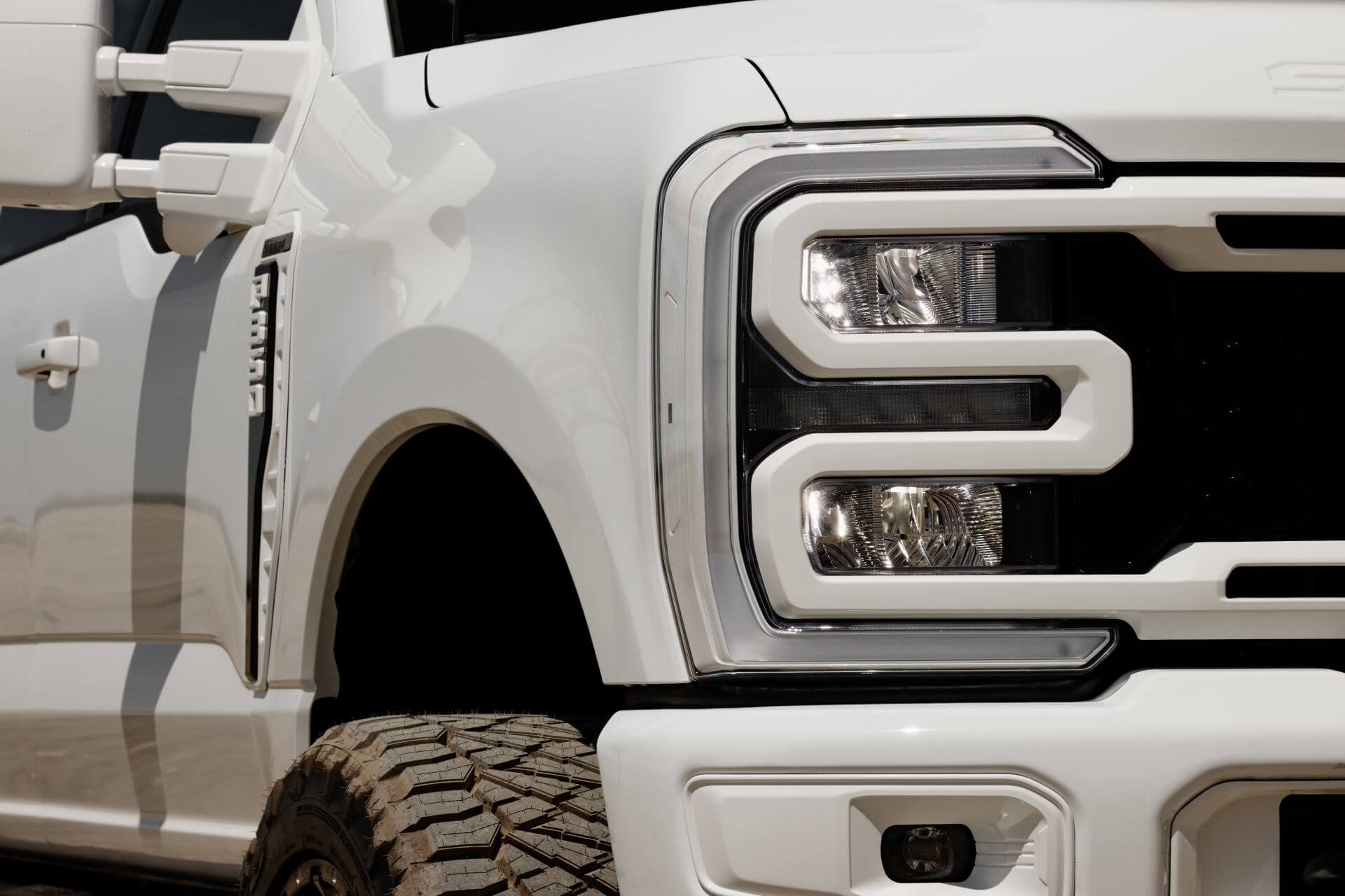 Flawless paint job on Summit Trucks custom exterior body modification