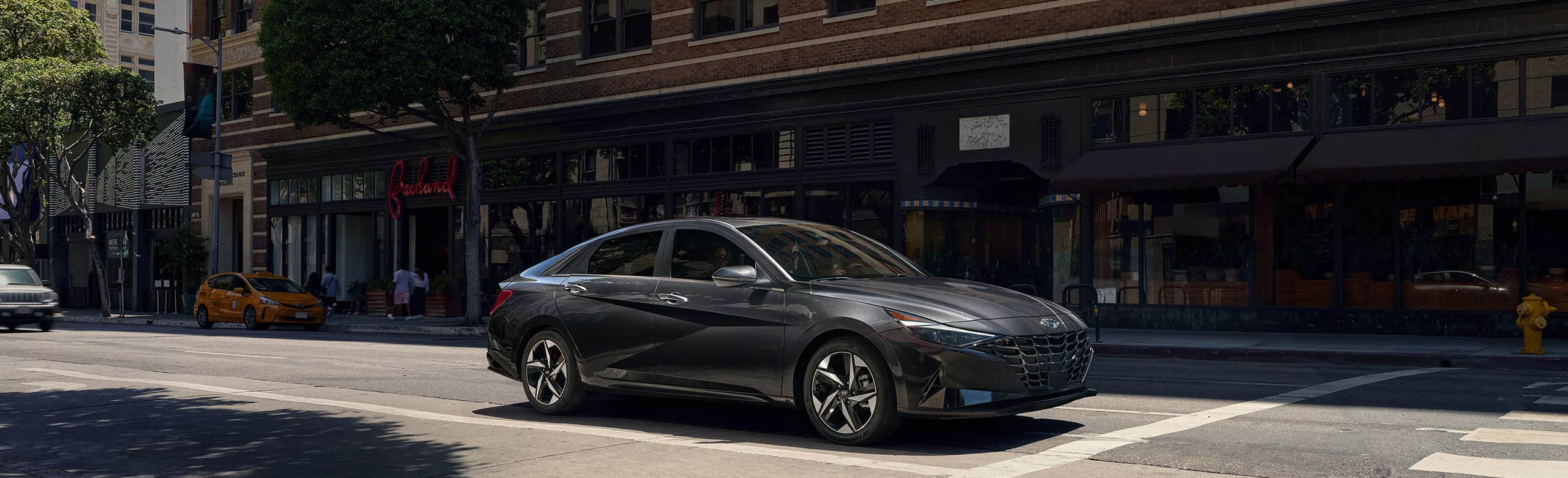 sedan-hyundia-e1668531505272