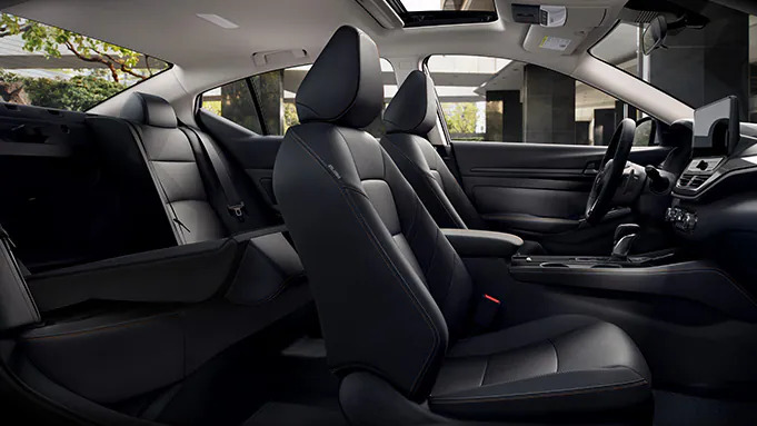 2024 Nissan Altima leather appointed seats