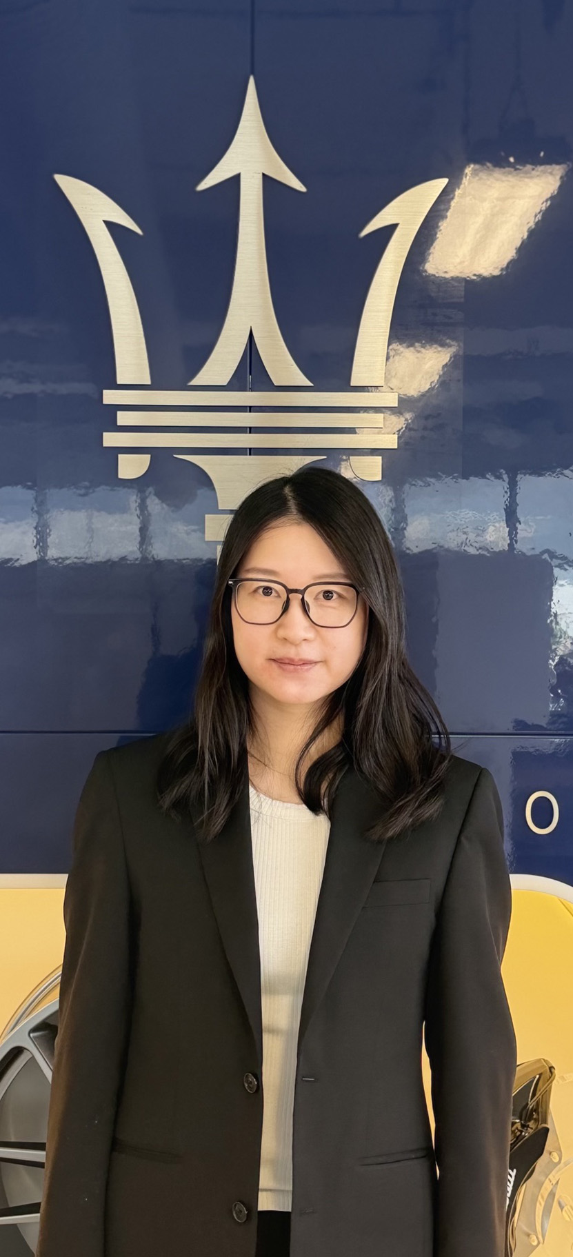 Vivian Dong
