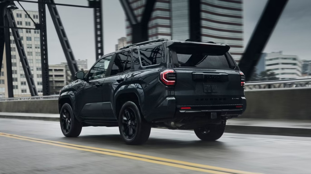 2026 Jeep Wrangler 12.3-inch Uconnect display versus Toyota 4Runner 8-inch screen