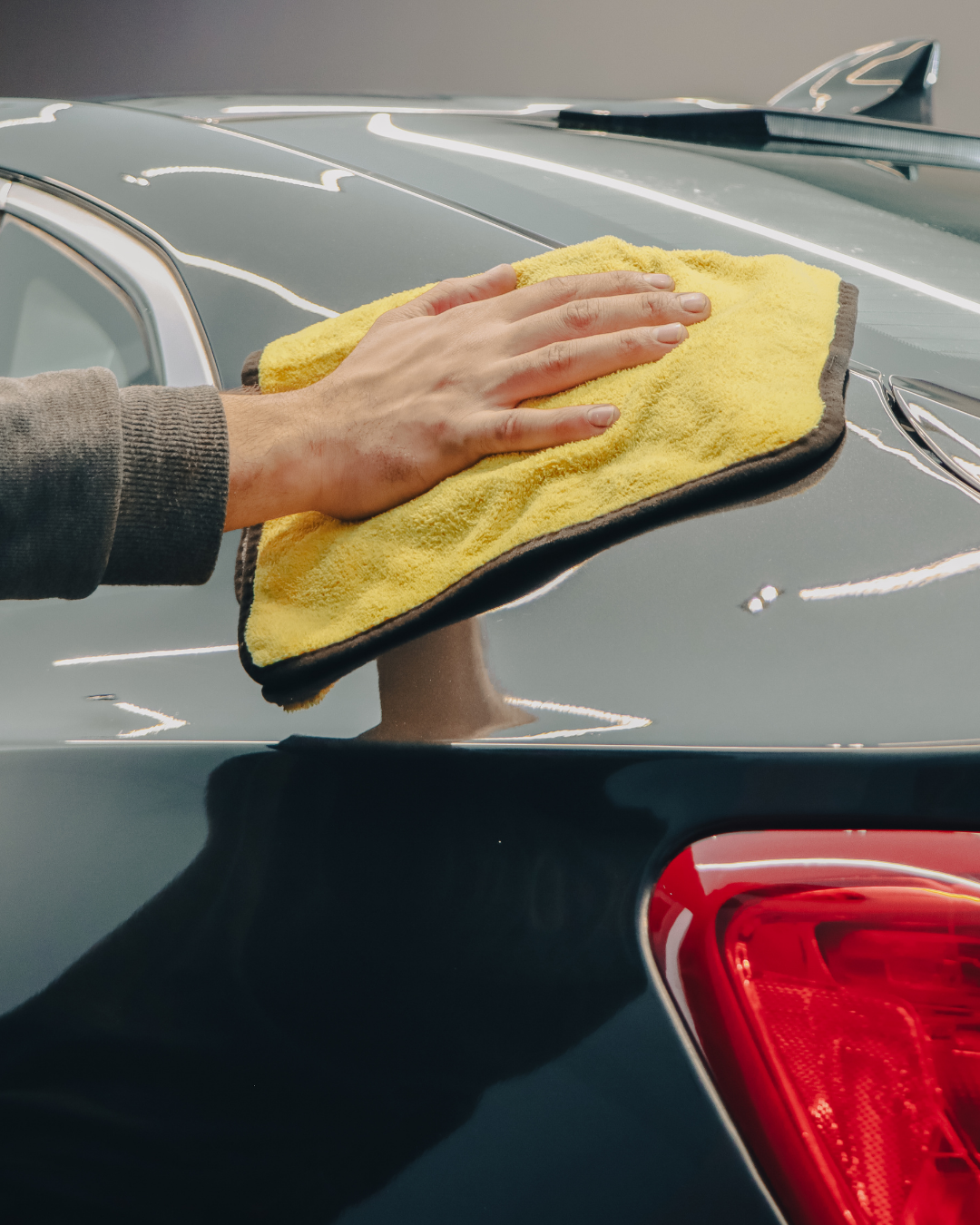 Exterior wash and tire dress