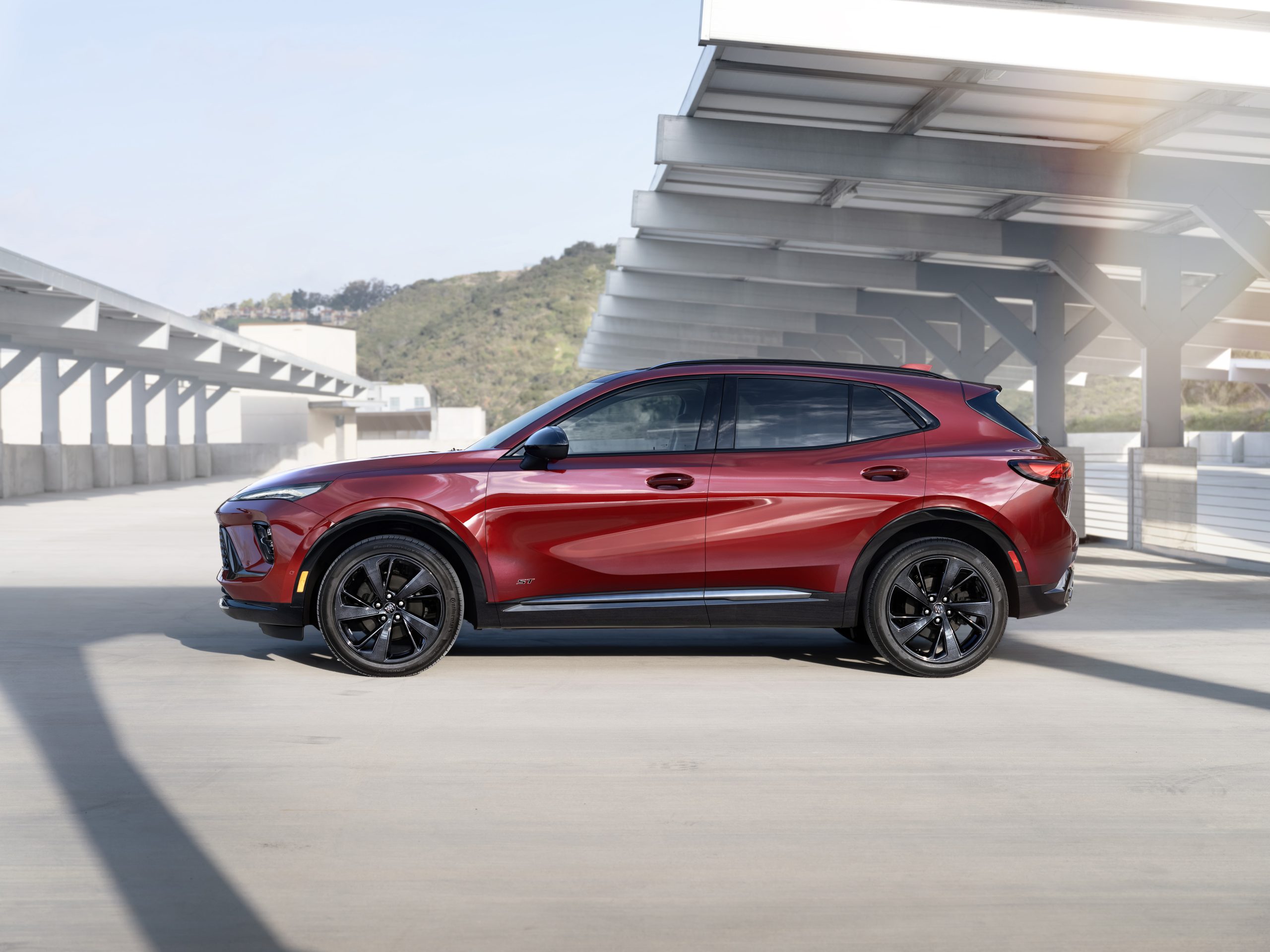 2026 Envision side profile