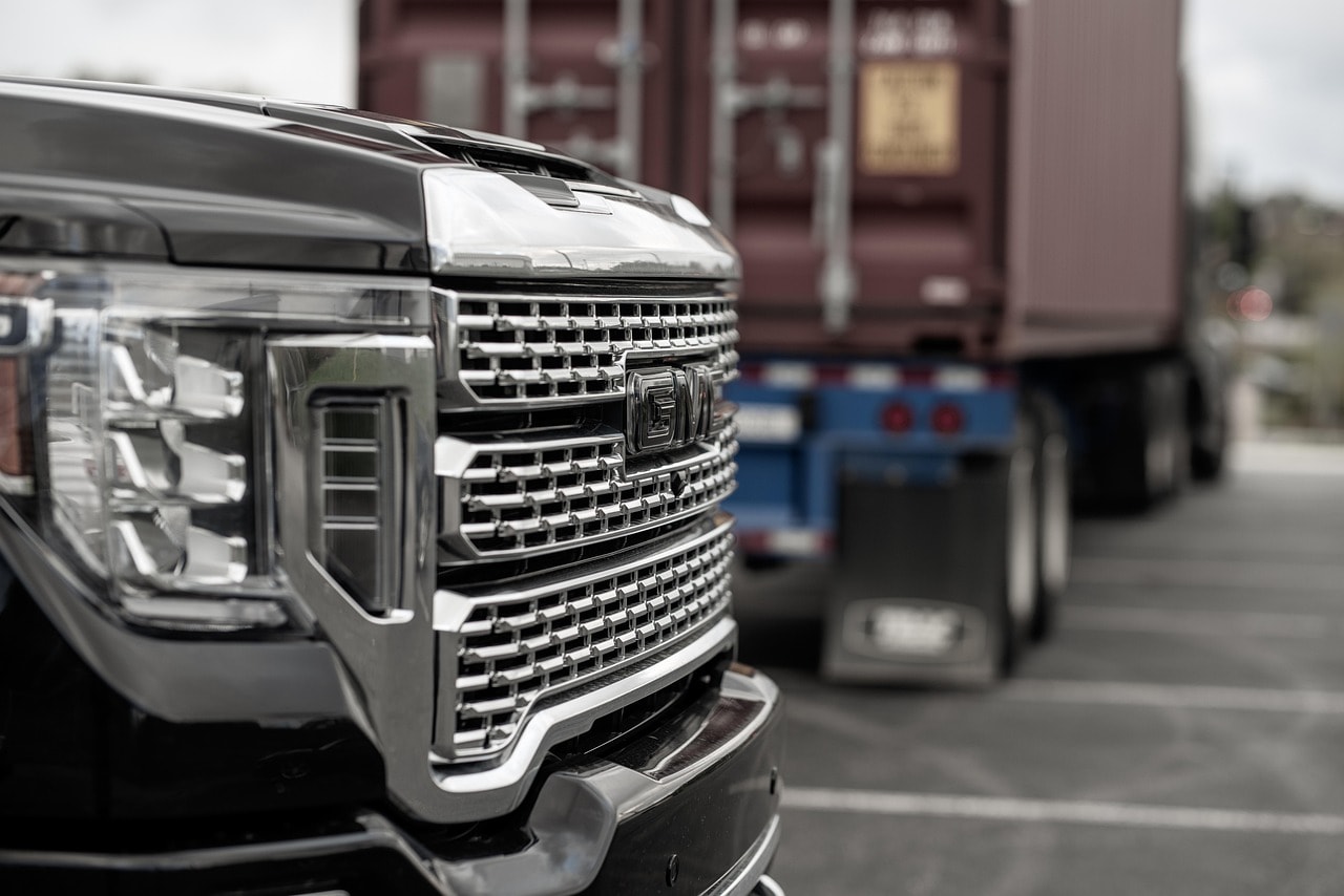 Closeup of the front grille on a GMC Sierra 1500