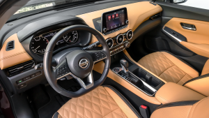 2020-Nissan-Sentra-interior