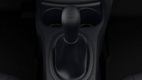 2019 Nissan Versa Sedan 5-speed manual transmission