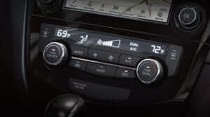 2019 Nissan Rogue Dual Zone Temperature