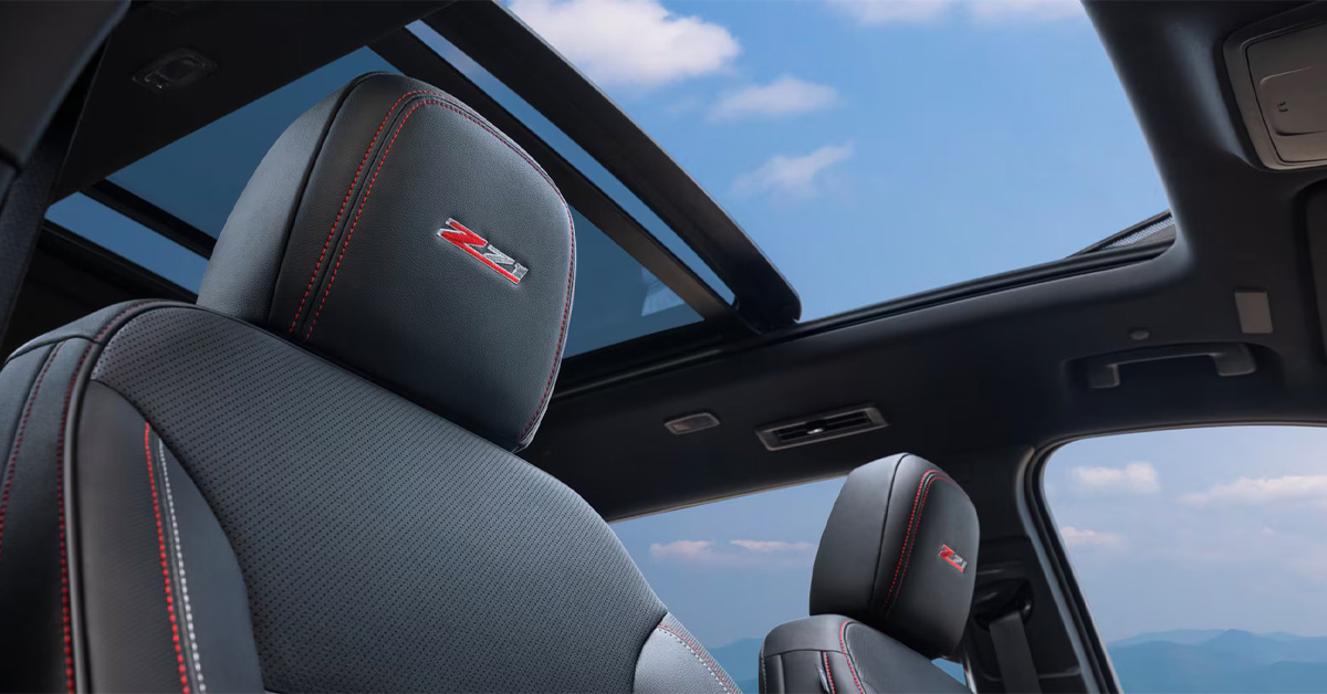 2026 Chevrolet Traverse Interior