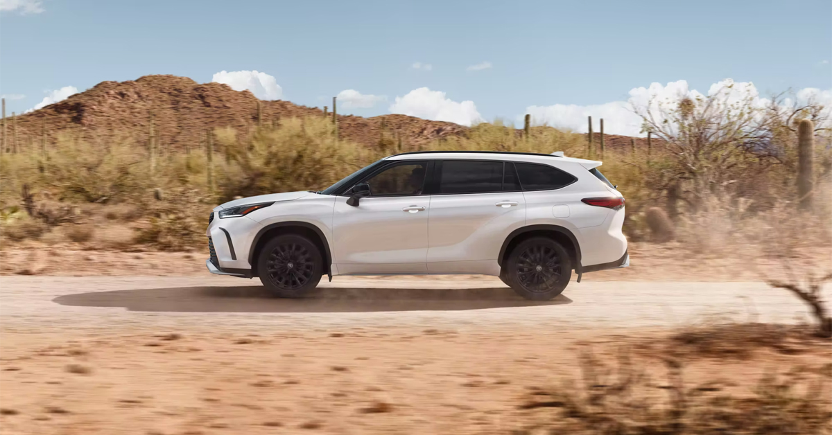 2023 Toyota Highlander - In the Desert