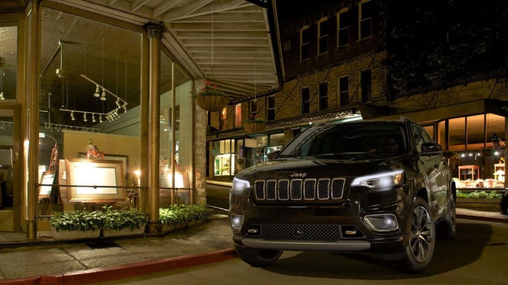 Come test drive the 2020 Jeep Cherokee serving Anaheim