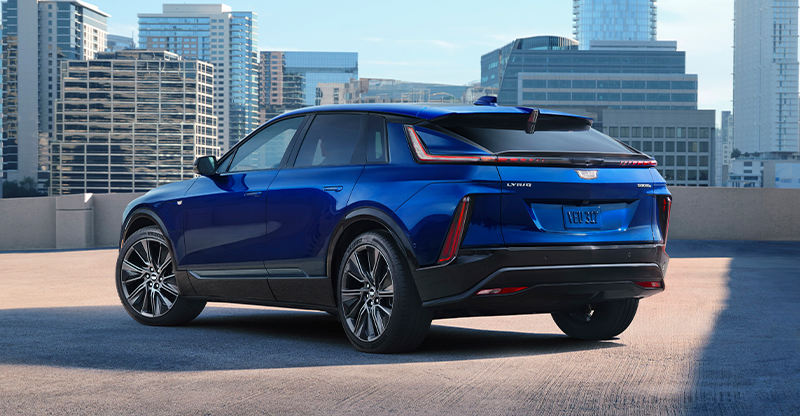 24_LYRIQ-Luxury-2_Performance