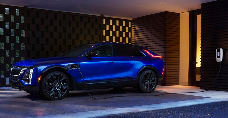 24_LYRIQ-Luxury-2_Performance