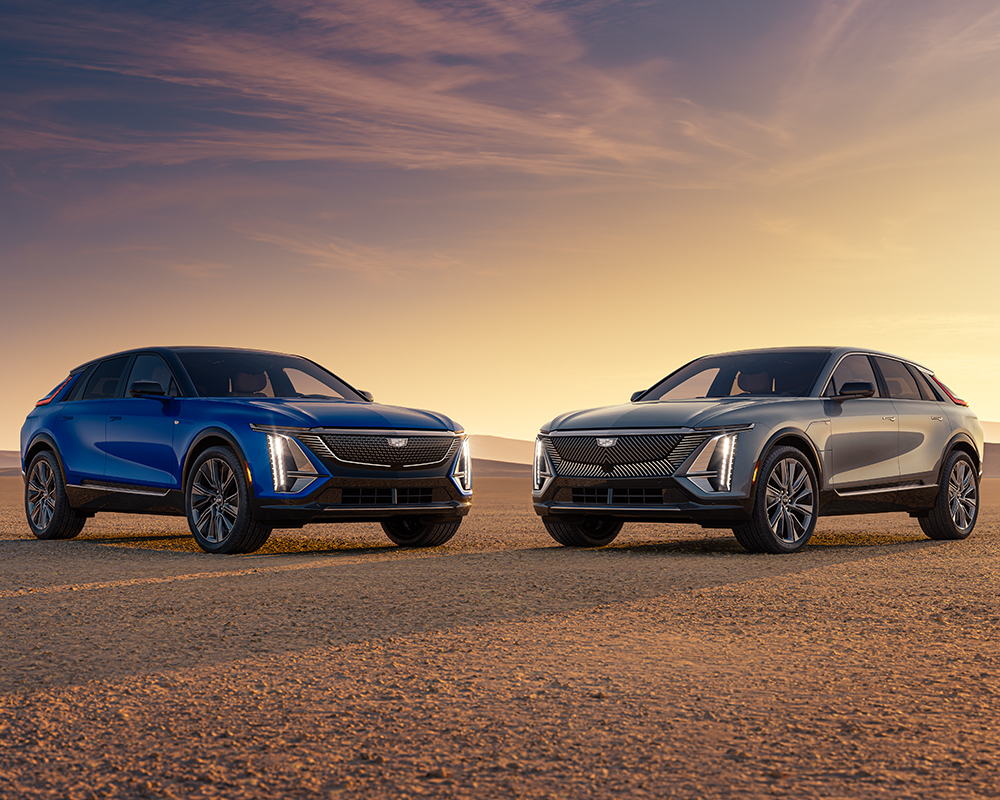 3-Outro_BG-Left_Section_LYRIQ