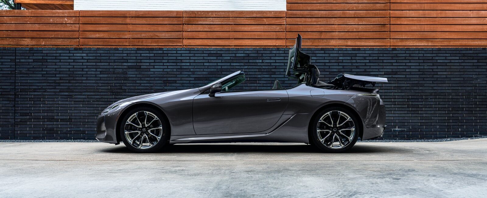 Lexus LC V