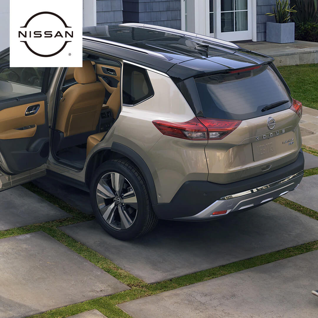 2023 Nissan Rear with Door Open