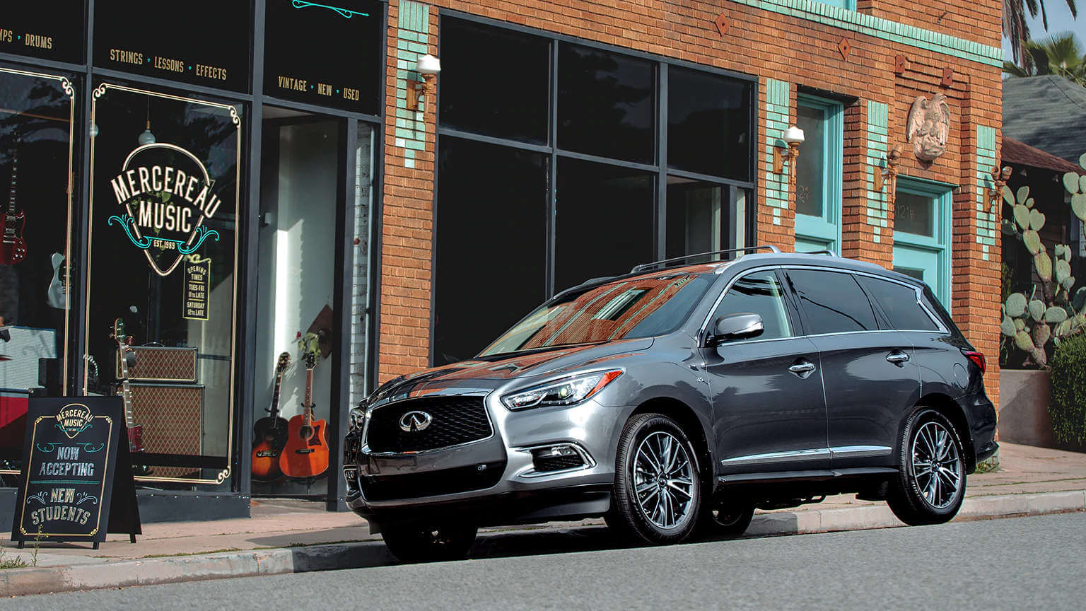 The 2020 INFINITI QX60 Pure vs QX60 Luxe at INFINITI of Dayton