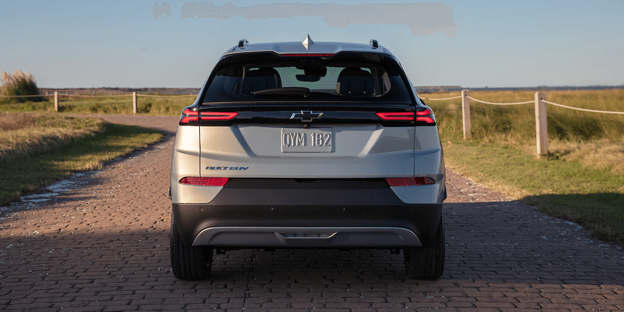 Rear profile view of the 2022 Chevrolet Bolt EUV.