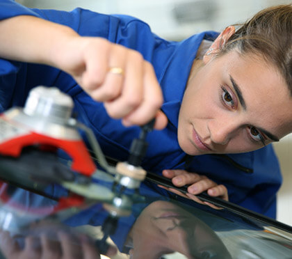 Windshield Replacement Edwards Garage