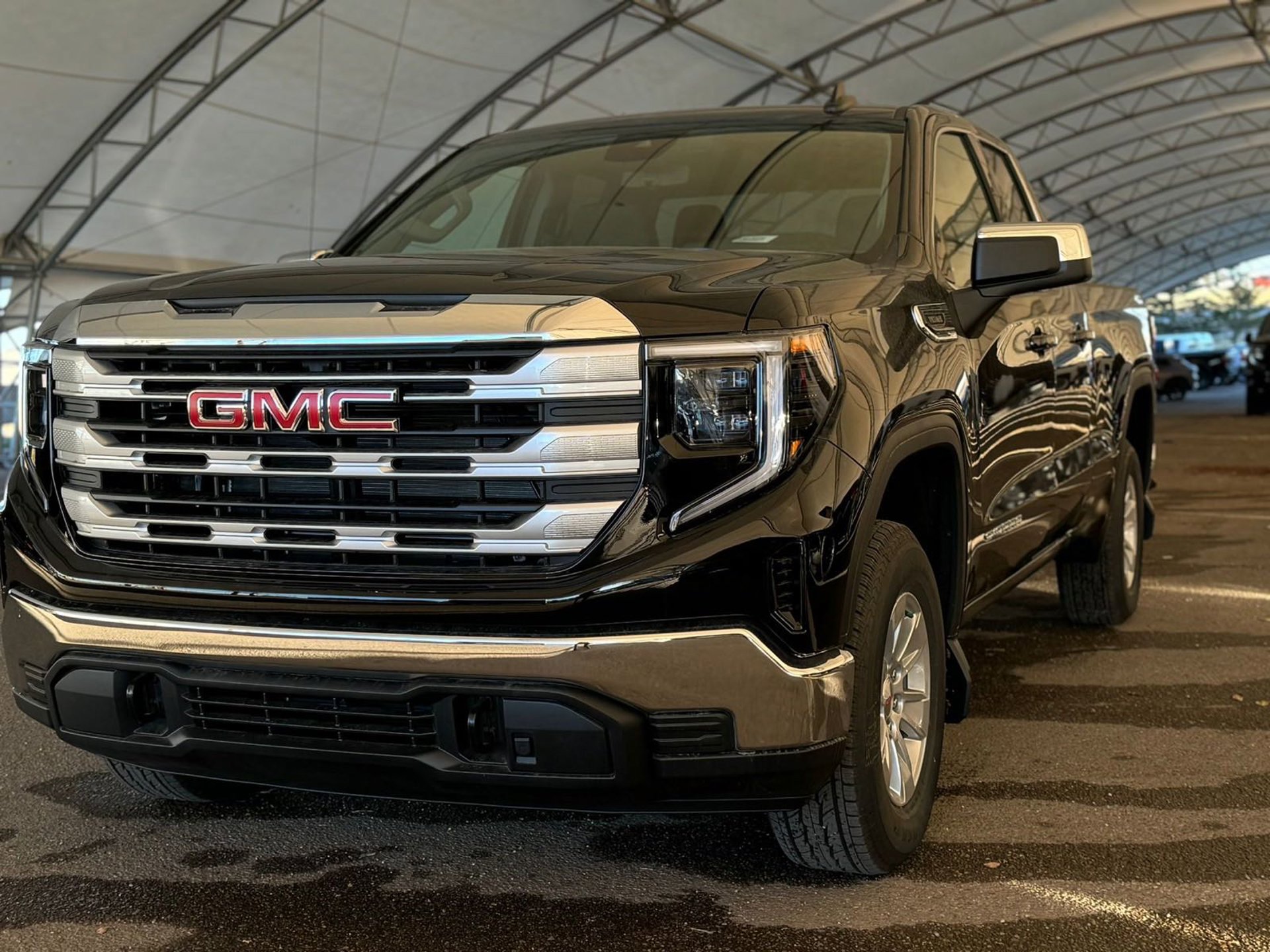 A 2025 GMC Sierra 1500 parked at Shaw GMC