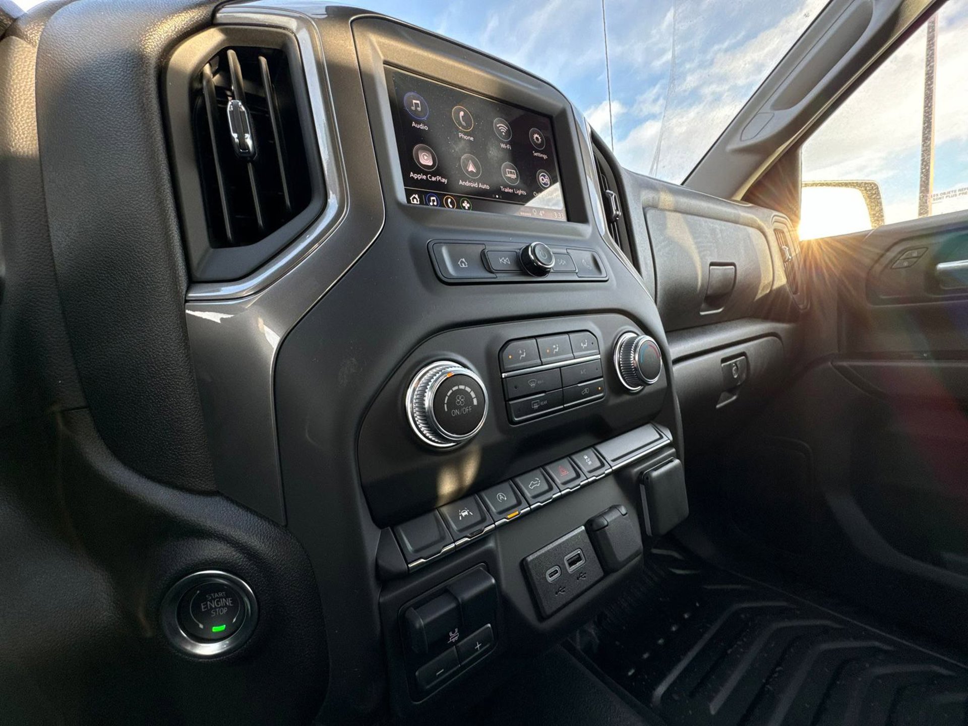 Interior features and comfort of GMC Sierra, showcasing its infotainment features