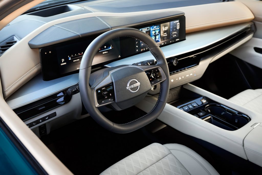 2025_Murano_-_H2_Display_Screens_Image