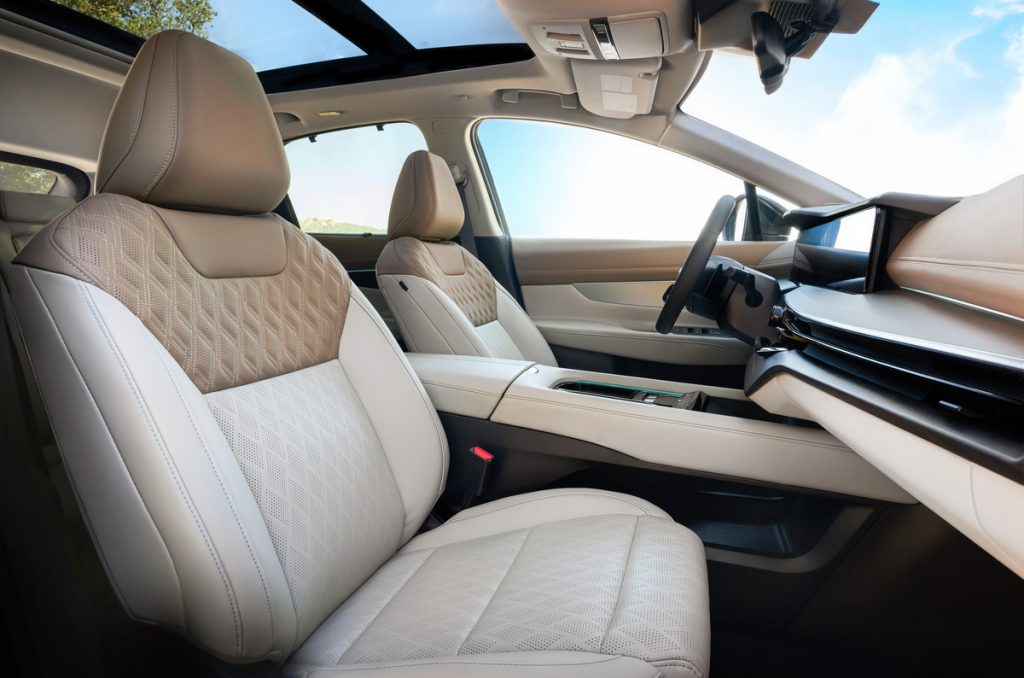 2025_Murano_-_H2_Leather_Seating_Image