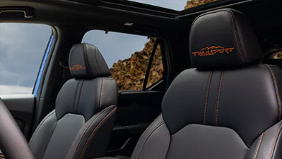2023 Honda Pilot TrailSport Black Leather with Orange Contrast