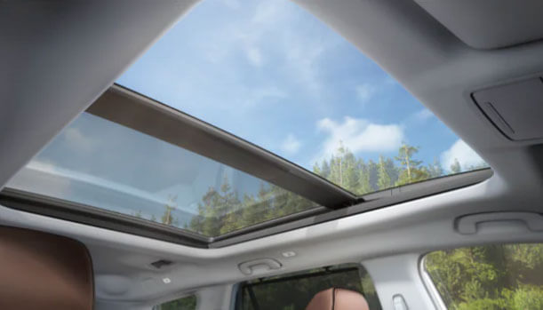 2023 Pilot Moonroof