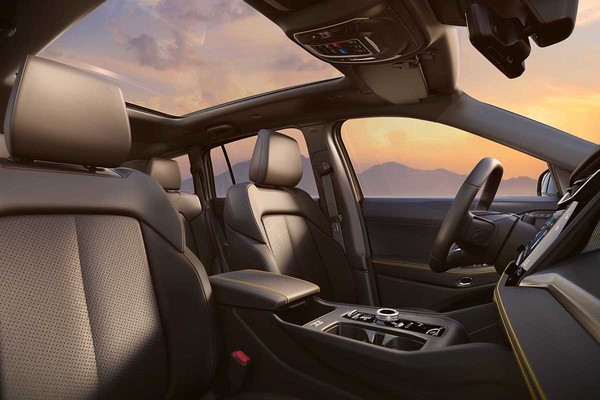 2026 Jeep Cherokee Interior