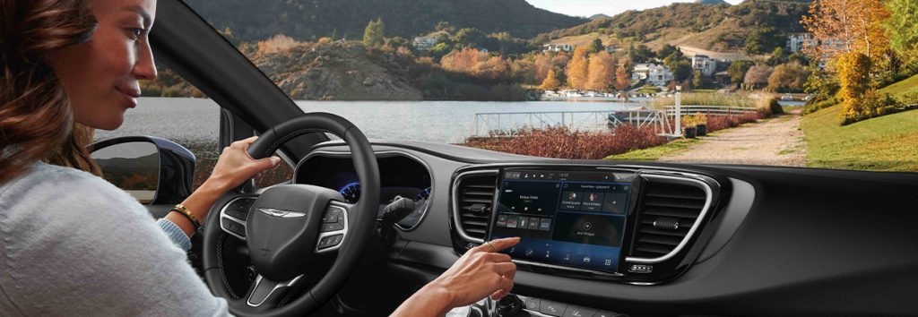 2026 Chrysler Grand Caravan technology