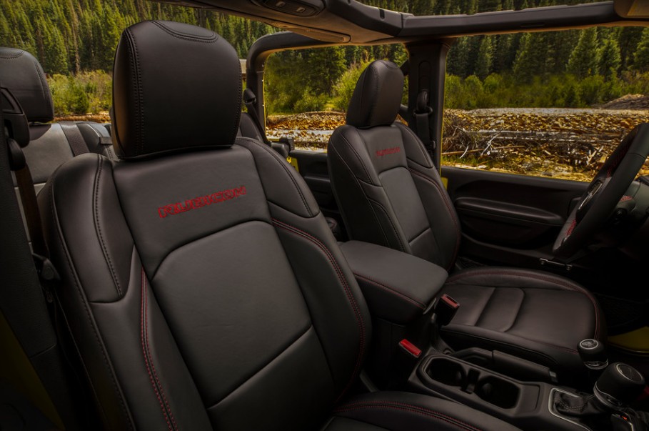 2026 Jeep Gladiator Seats Winnipeg