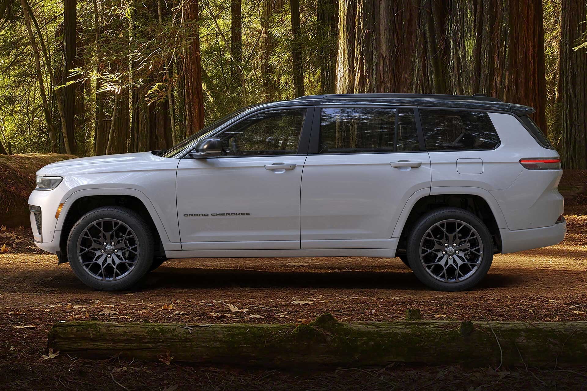 2027 Jeep Grand Cherokee L in white, side profile in a forest, Jeep Canada image