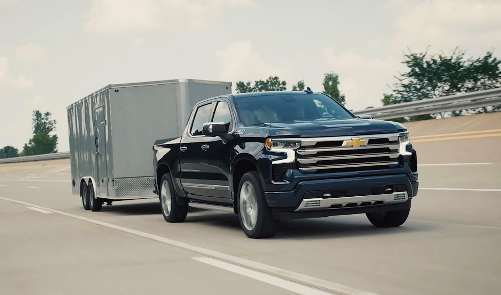 2023 Chevrolet Silverado 1500 towing