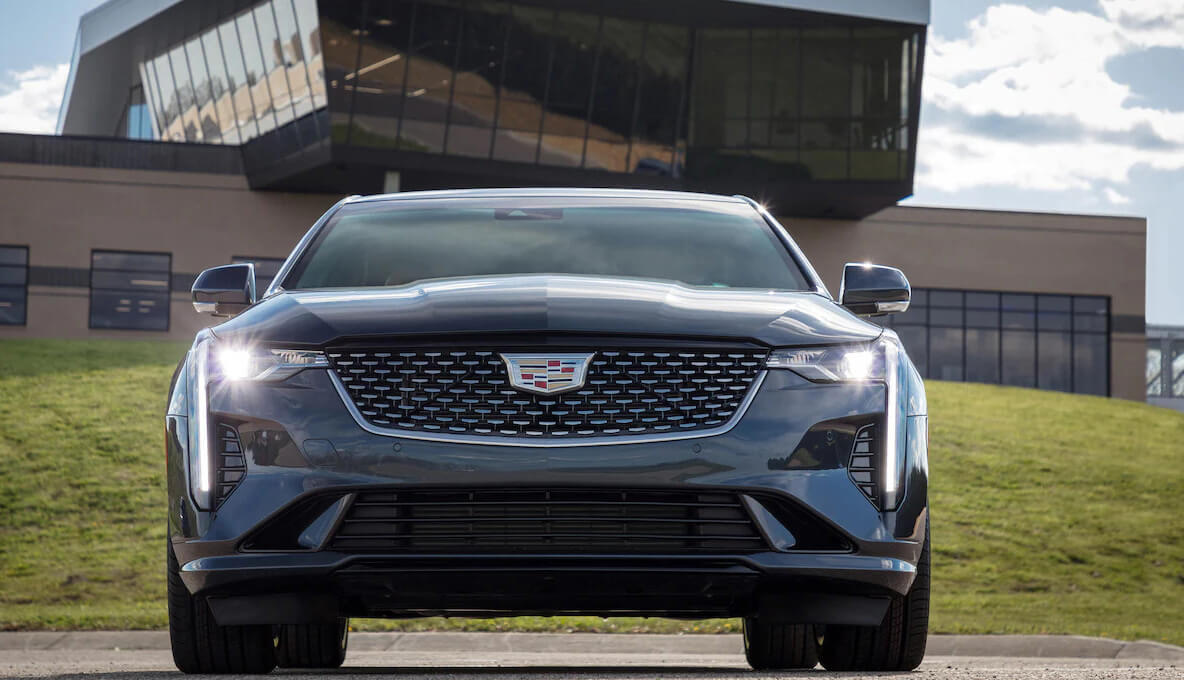 2023 Cadillac CT4