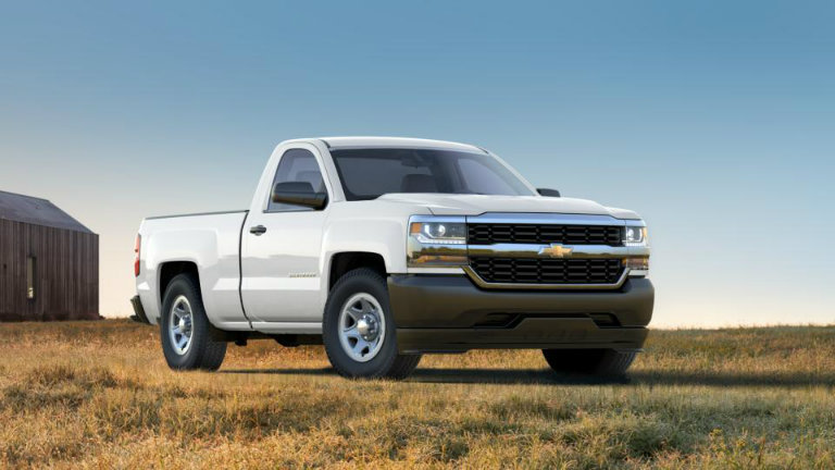 2017 Chevy Silverado in Summit White