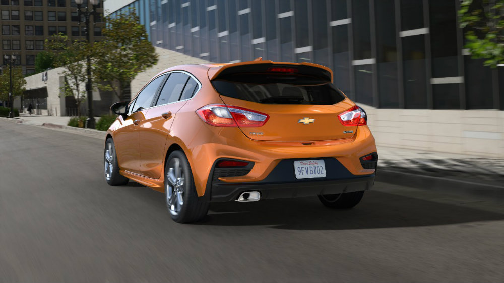 View of the 2017 Chevy Cruze Hatch hatchback door