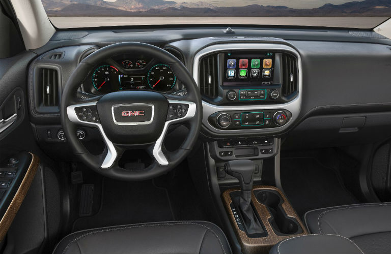 2018 GMC Canyon Denali dashboard