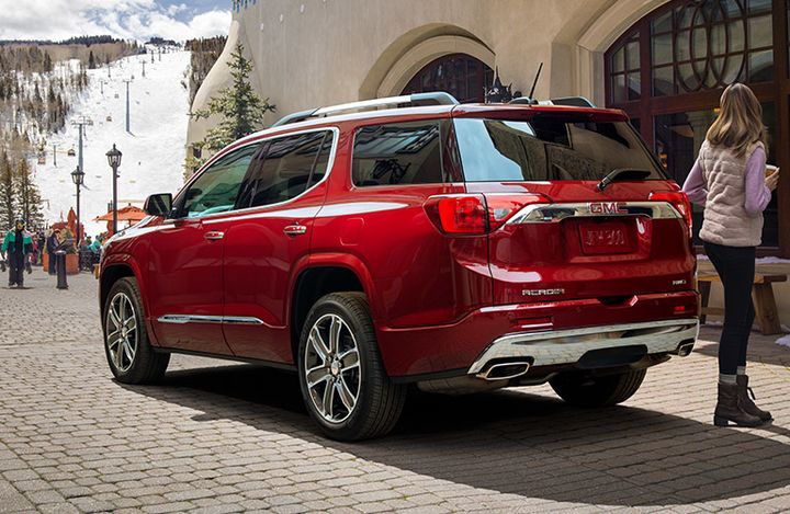 2019 GMC Acadia Winnipeg Rear