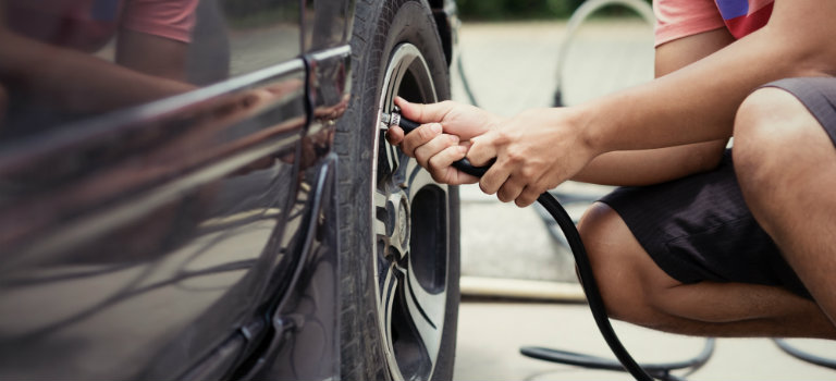 How to check your tire air pressure