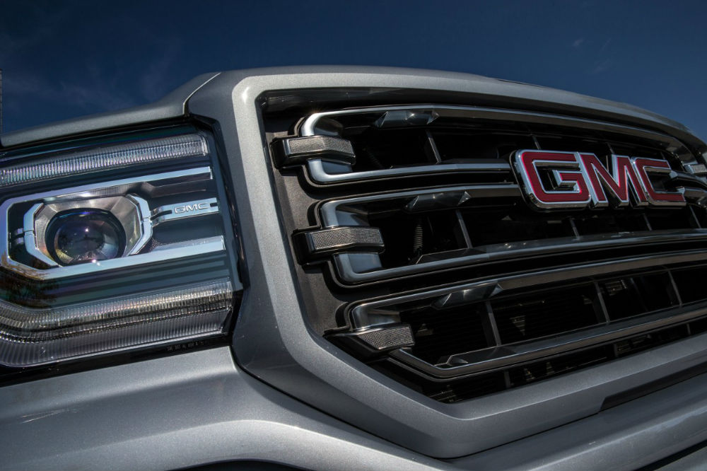 2016 GMC Sierra All Terrain grille close up