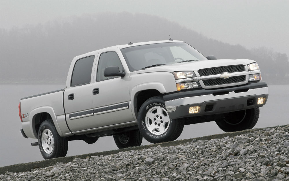 2004 Chevy Silverado driving on rocks