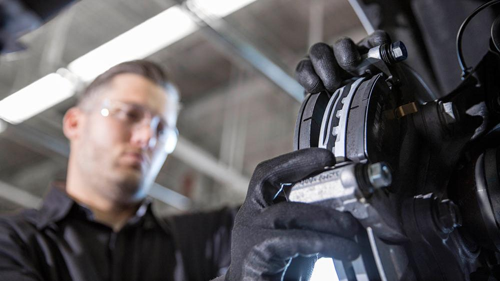 10 Reasons To Service Your Car At Yates!