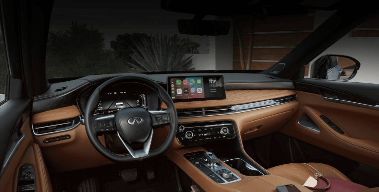 2023 Q60 Interior