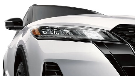 2021 Nissan Kicks Headlights