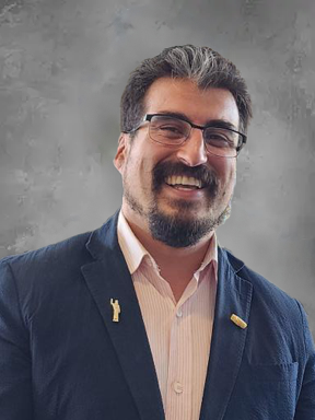 Cyrus Azari 