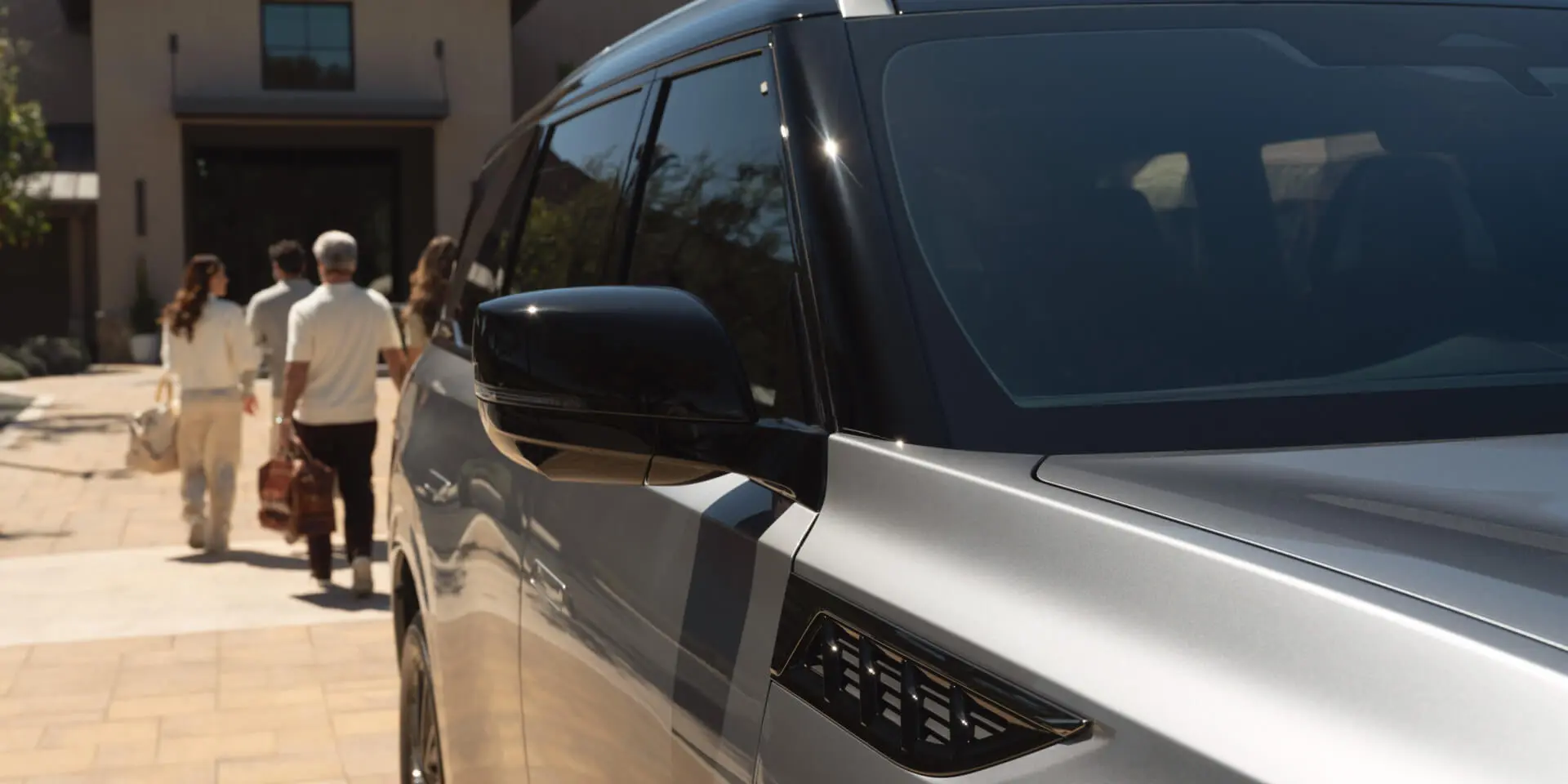tahoe vs infiniti