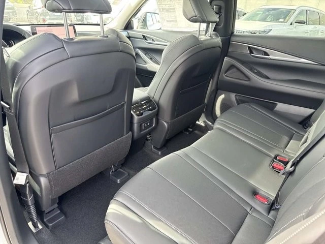 INFINITI QX60 Interior