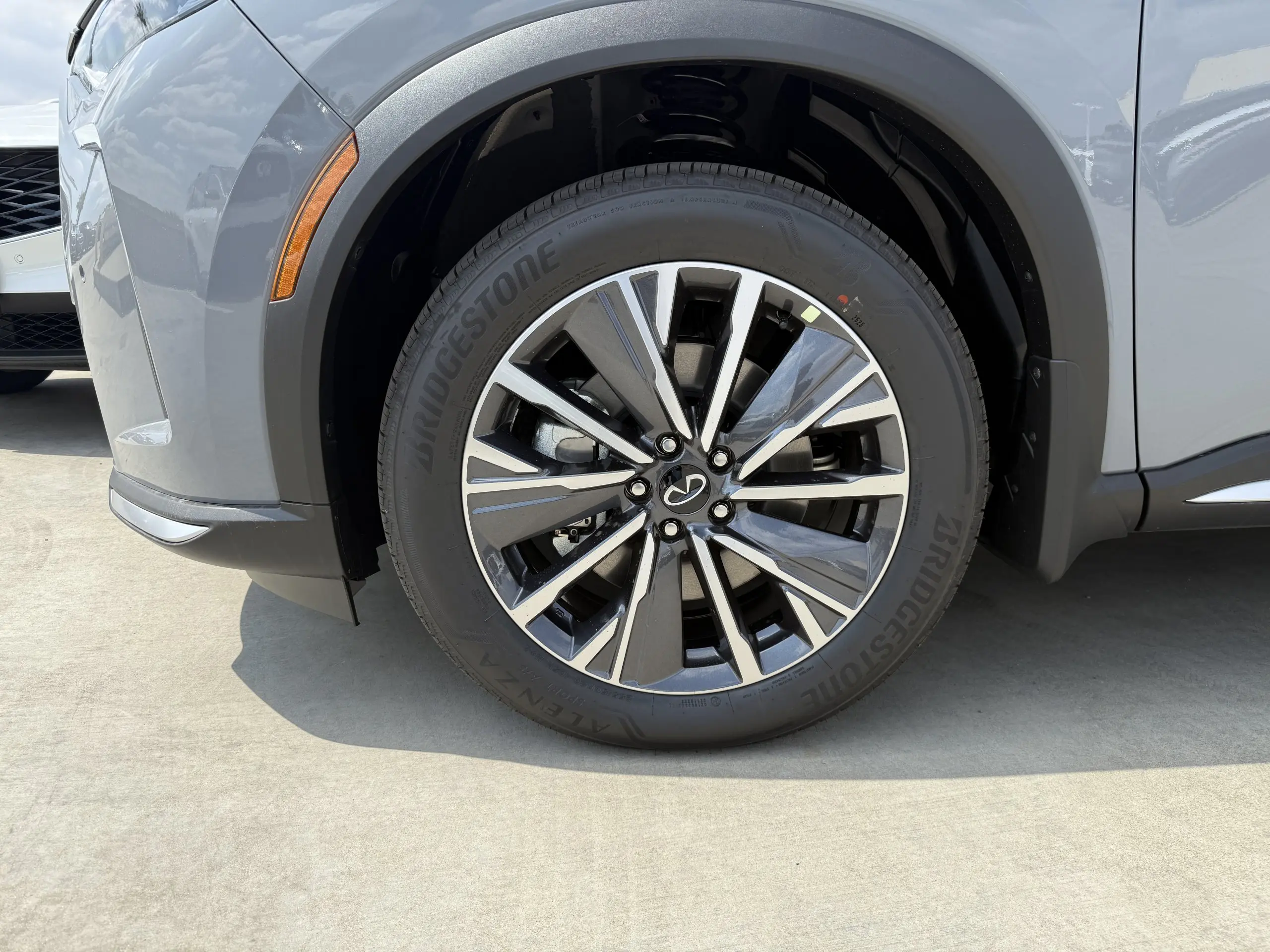 volvo vs infiniti