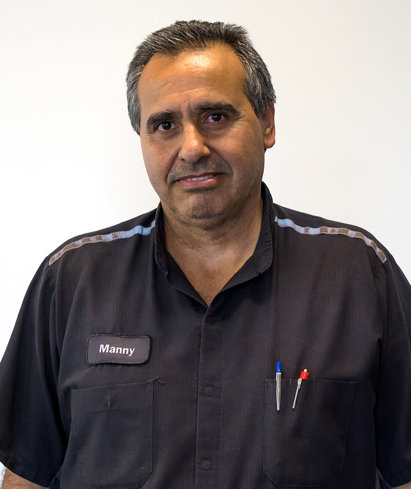 MANNY GODINA