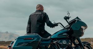 2026 Harley-Davidson Road Glide exterior in blue